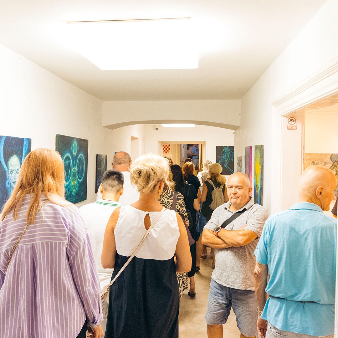 Hrvoje Marko Peruzović: Lingua franca