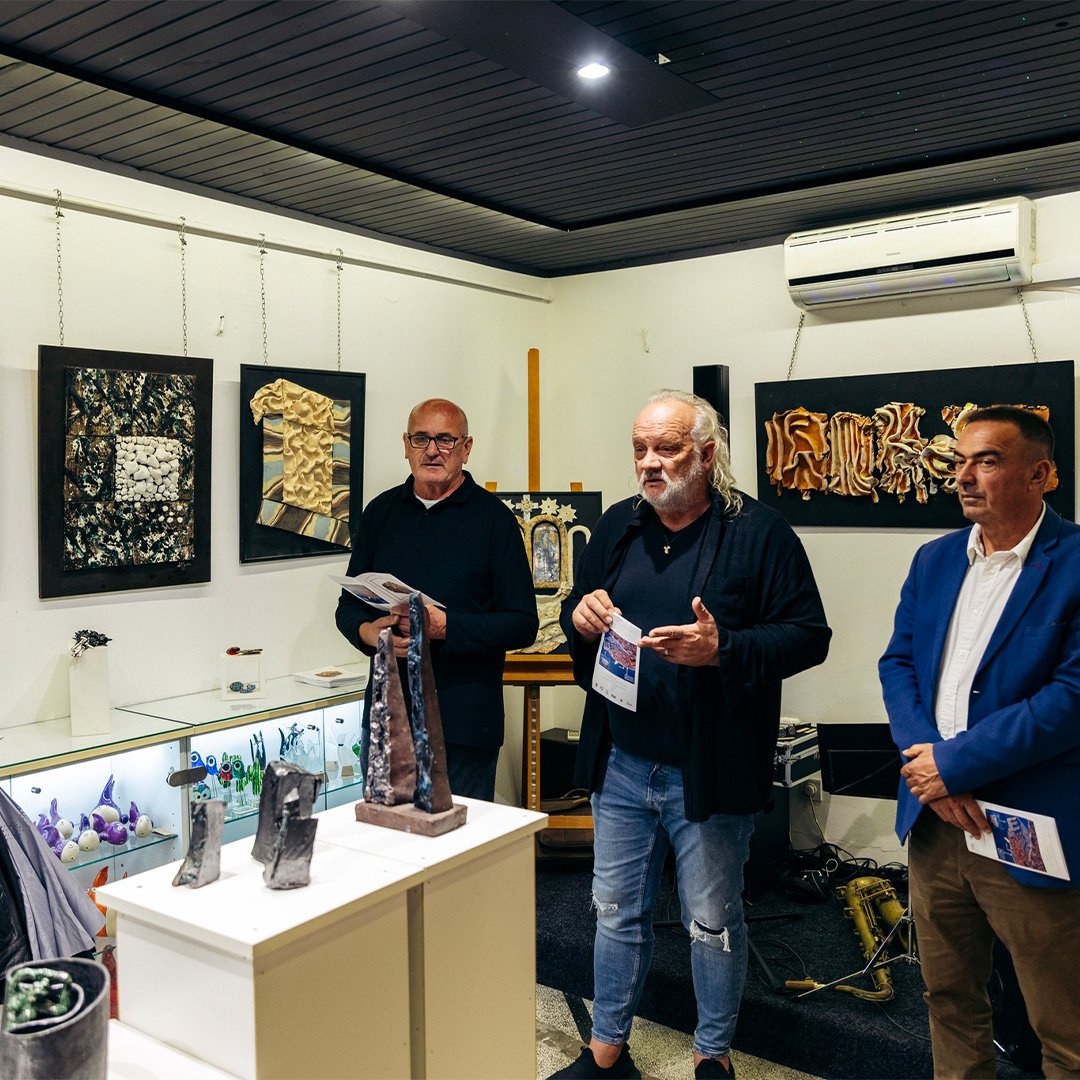 Otvorena je izložba umjetnice Marije Višić Guine